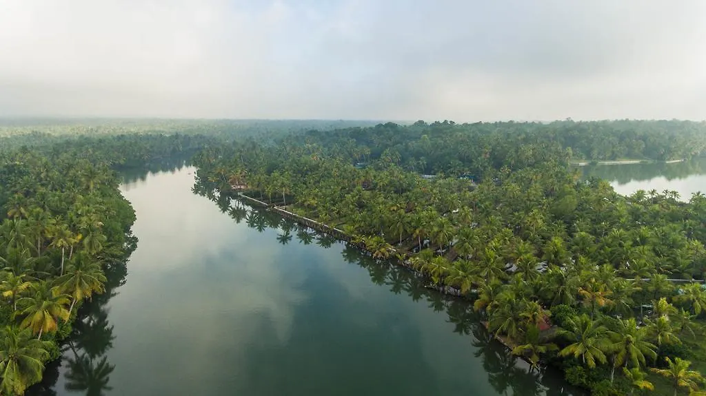 Vinis Farm - A Private Island Stay -Privacy Redefined !!! Mundrothuruth